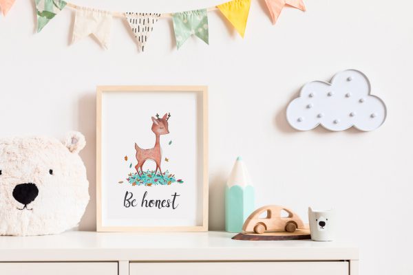 Aquarelle Be honest sur étagère par Le Trollinet